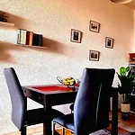 Appartement Tres Lumineux Au Centre Ville