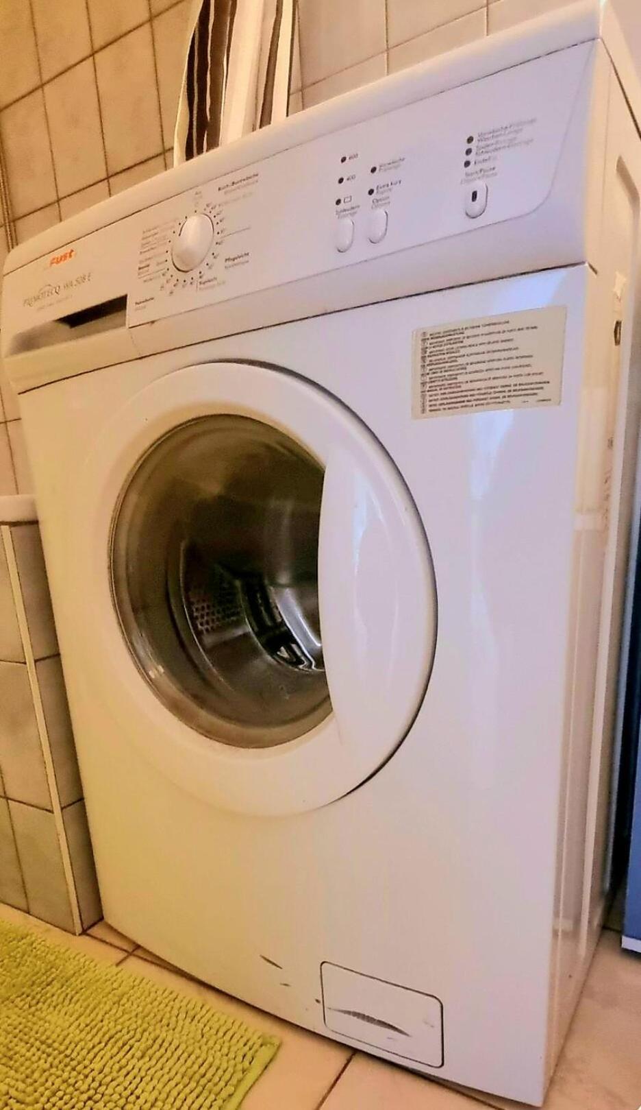 Très Lumineux Au Centre *